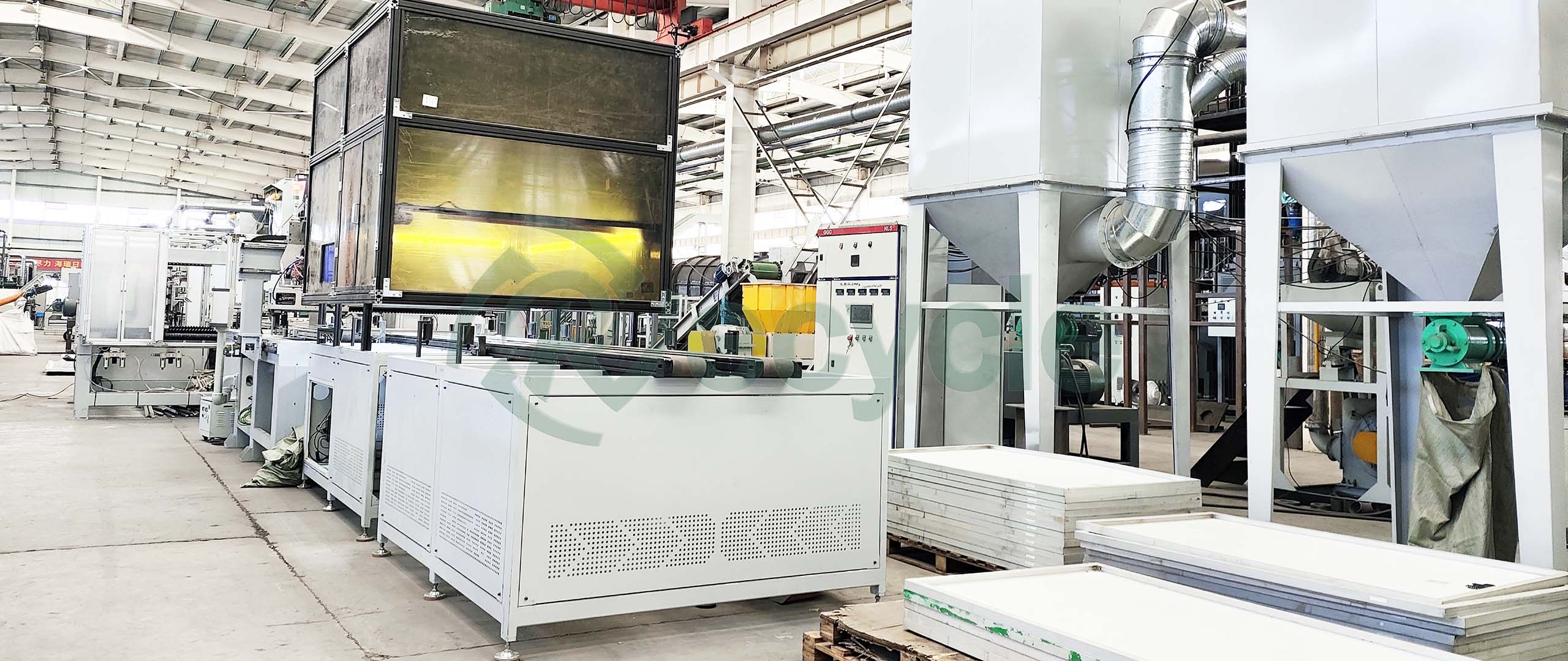 废旧光伏板回收生产线